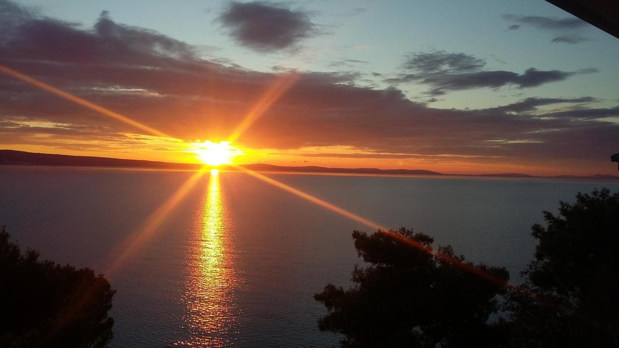 Sunrise Vid Apartamento Dugi Rat Exterior foto