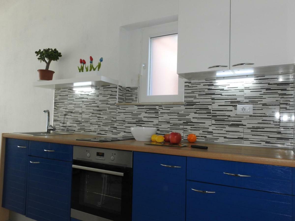 Sunrise Vid Apartamento Dugi Rat Exterior foto